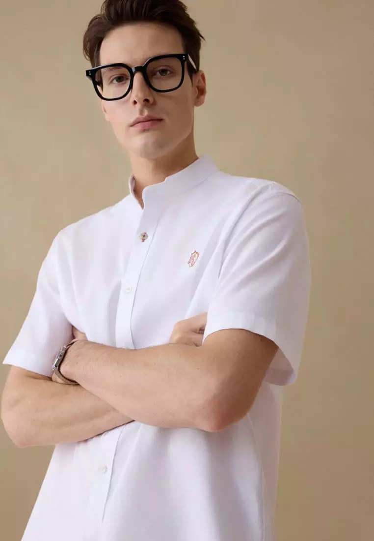 G2000 Wrinkle Free Oxford Stand Collar Smart Fit Short Sleeve Casual Shirt with Logo