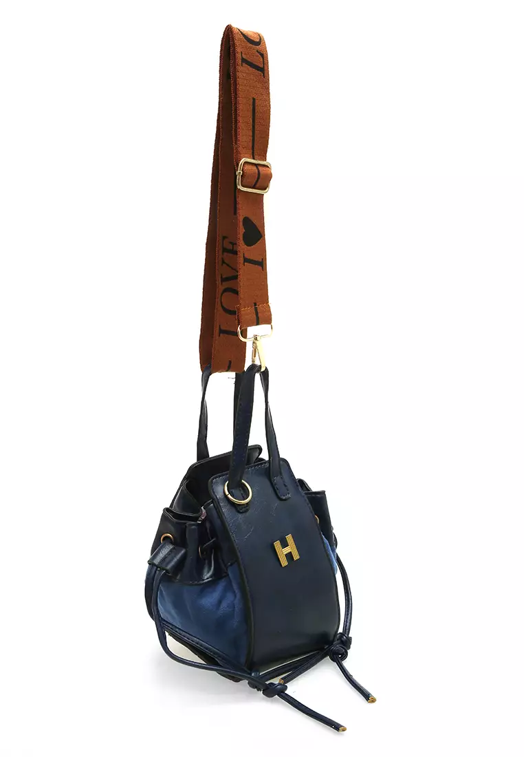 Eilaria Tas Selempang Serut Wanita Mini Sling Bag Uniqe Design Material Leather ORIGINAL - Blue