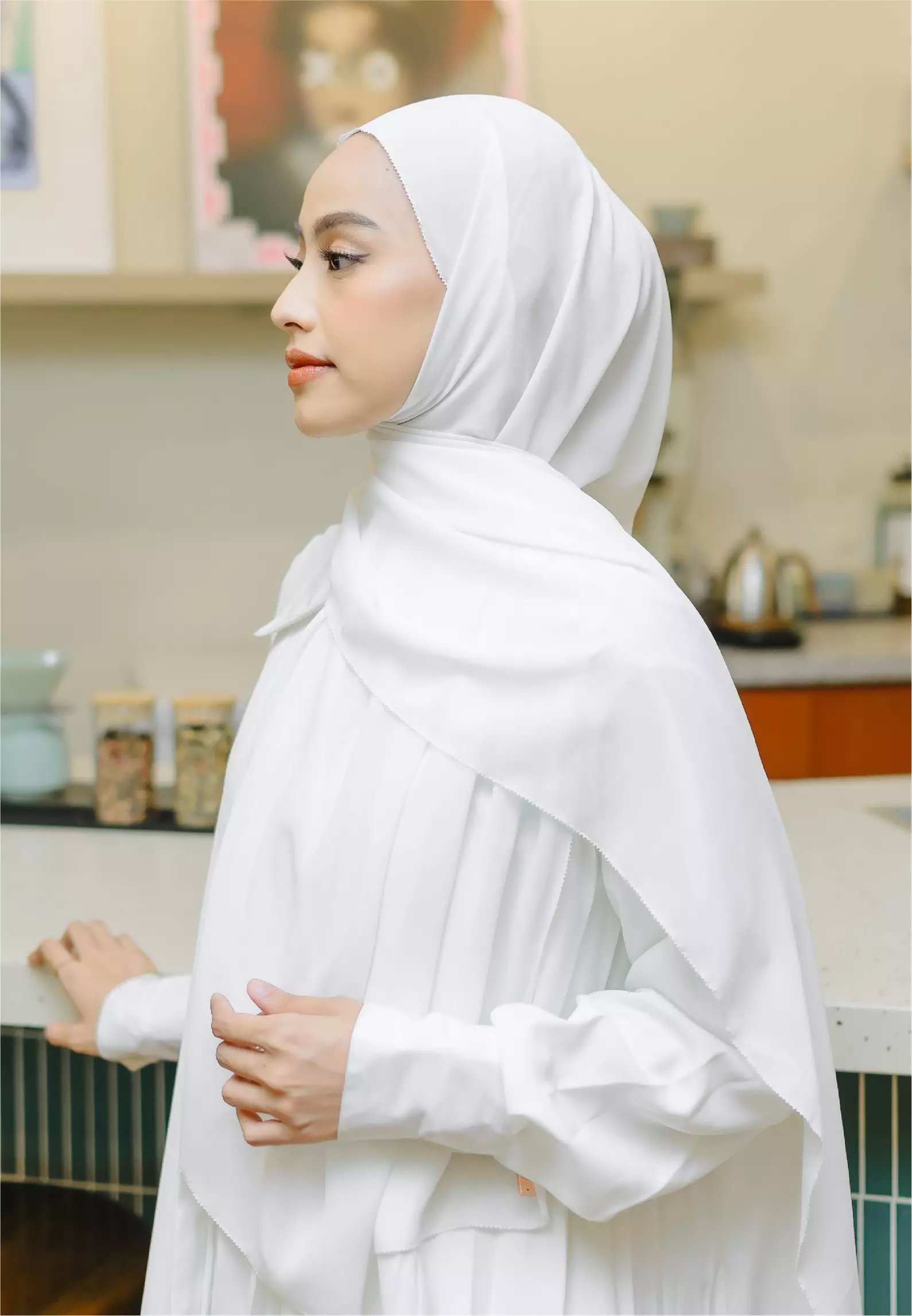 Bawal Eyelash Shawl Broken White