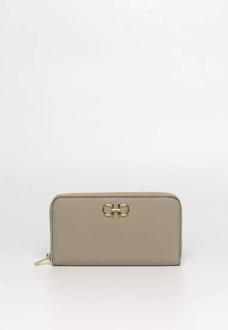 Ferragamo wallet price philippines store
