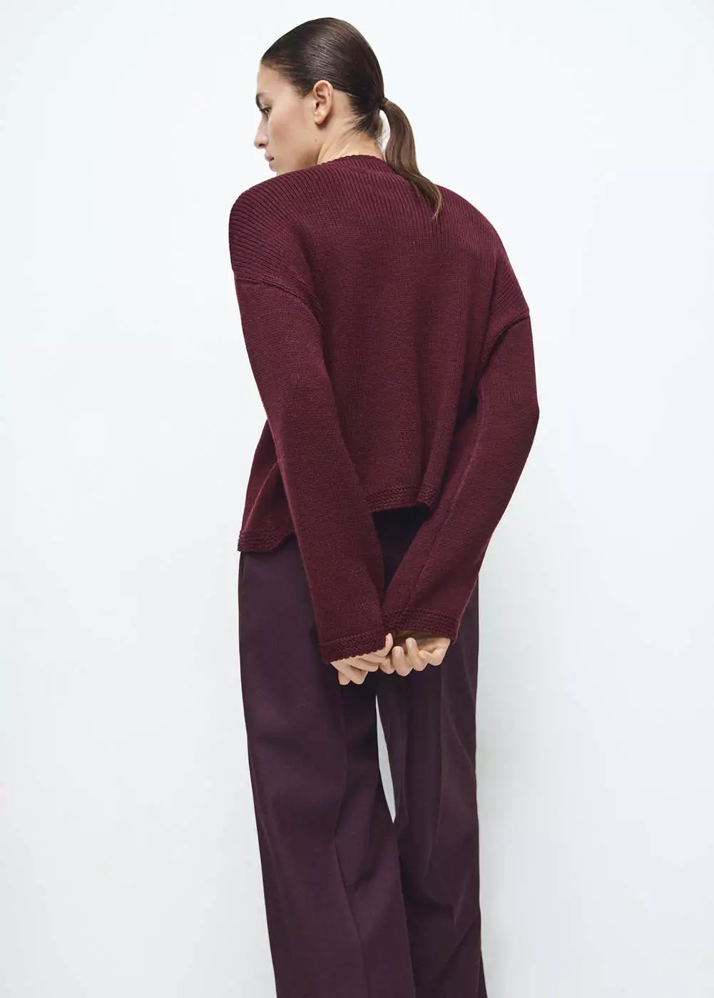Sweater rajut kerah perkins