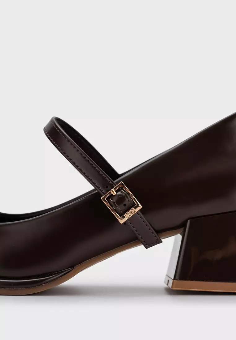 STEP-WIDE SQUARE TOE CHUNKY HEEL PUMP