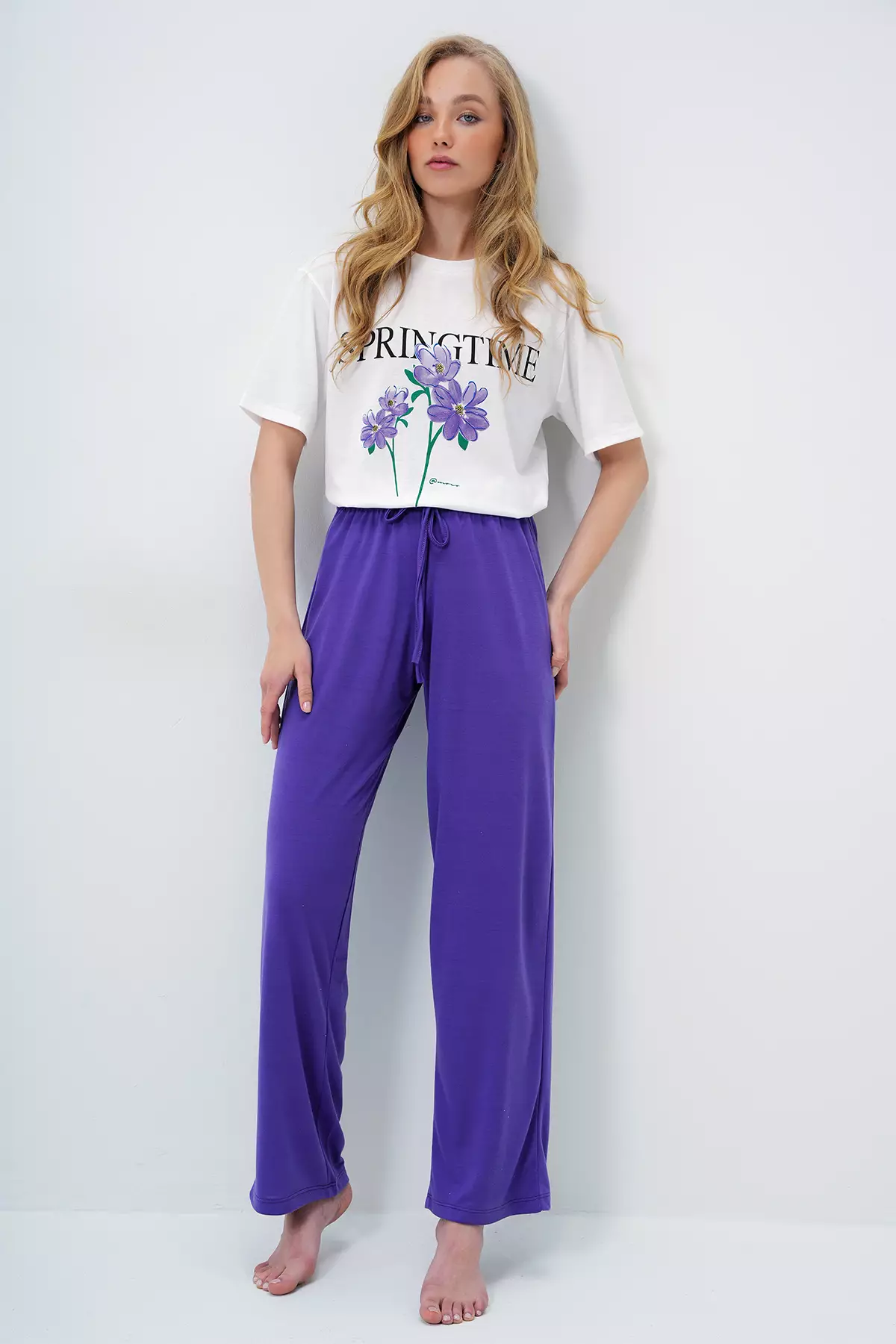 Graphic Print Pyjamas Set