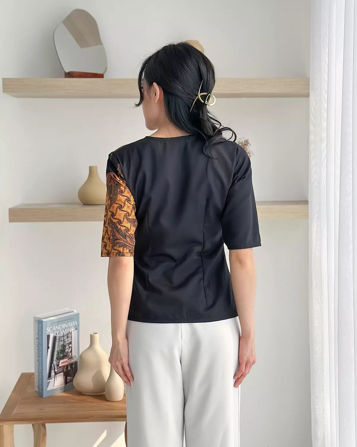 Hiranya Sogan Kendit Jumputan Kebaya