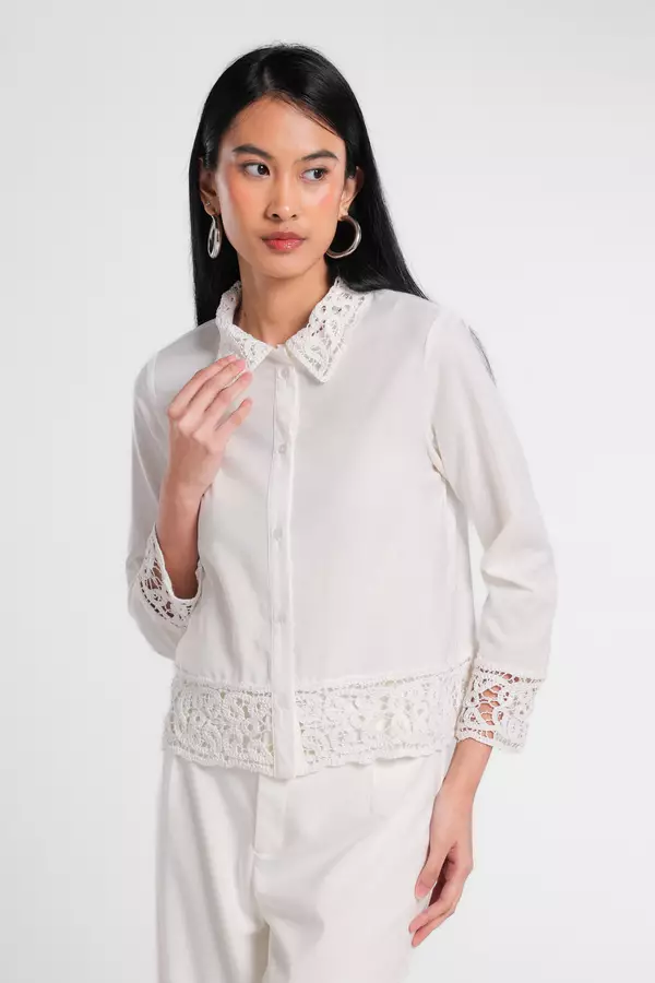 MINIMAL - Shireene - Blus Kombinasi Lace - Off White
