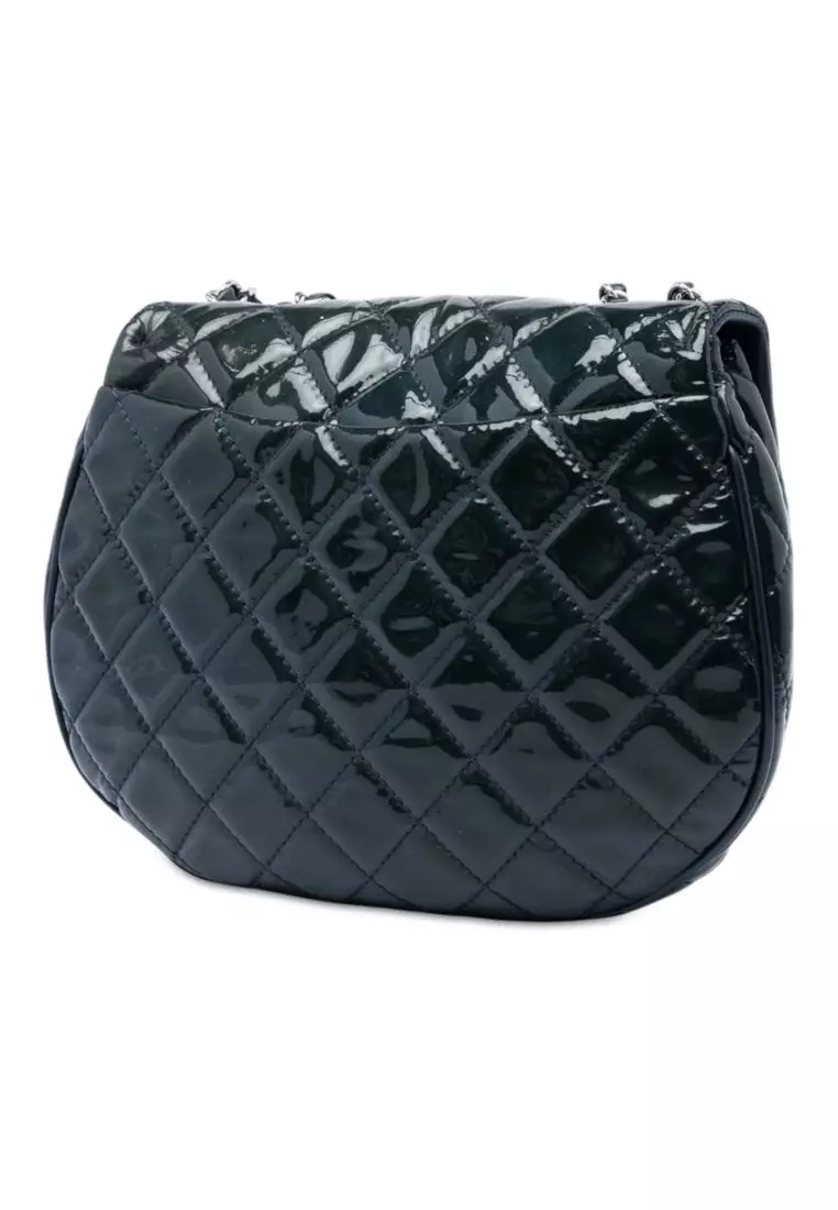 Pre-Loved Chanel Medium Quilted Patent Bubble Cc Flap