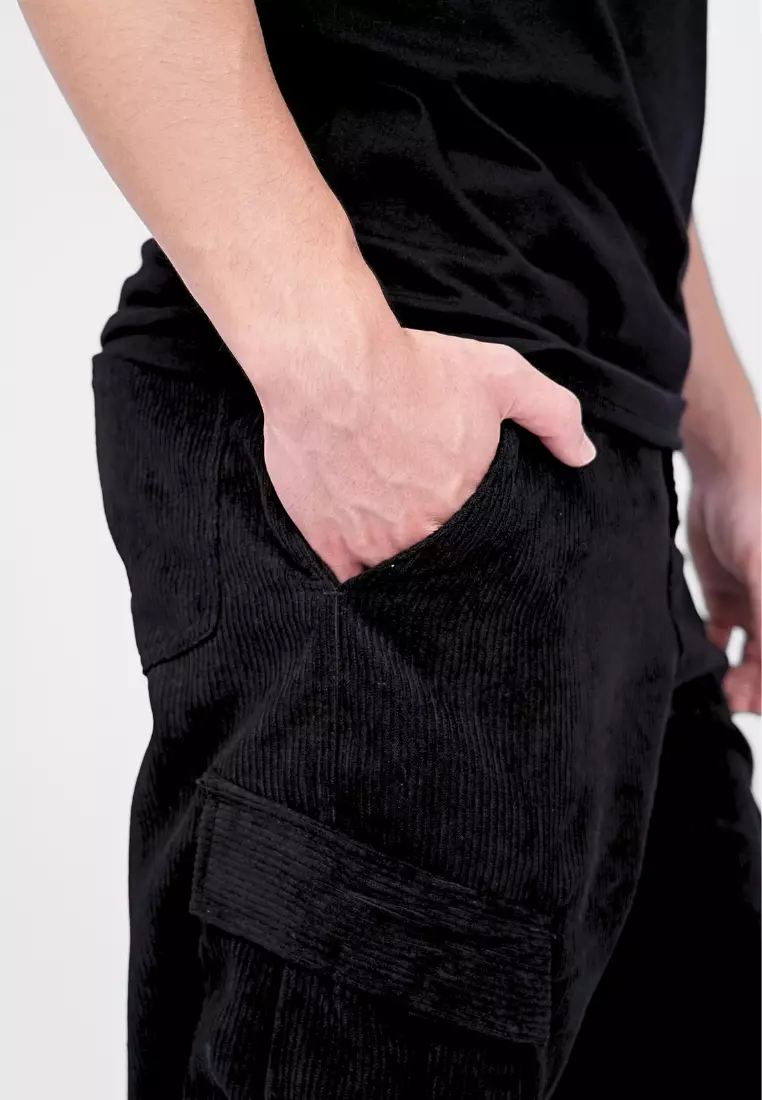 Ryusei Celana Cargo Corduroy Panjang Hitam Wide Fit Premium Casual Look