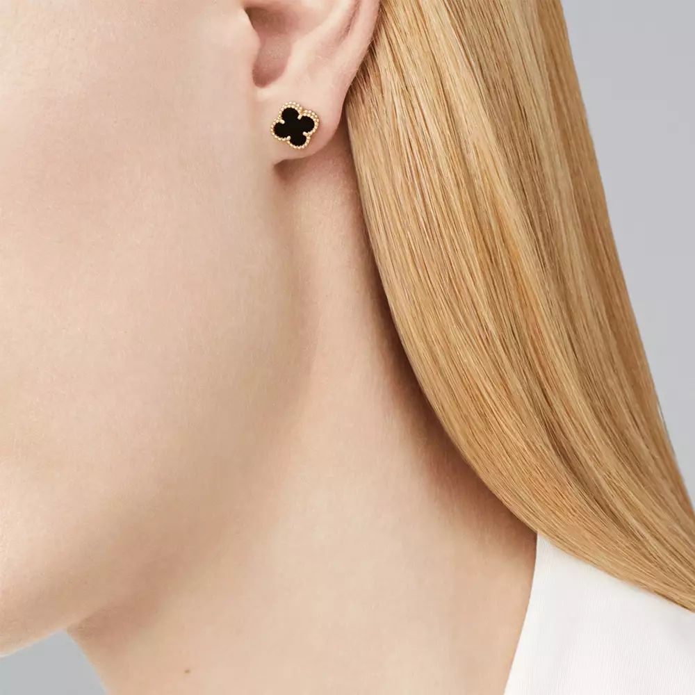 Jual Van Cleef Arpels Sweet Alhambra Earstuds 18K Yellow Gold