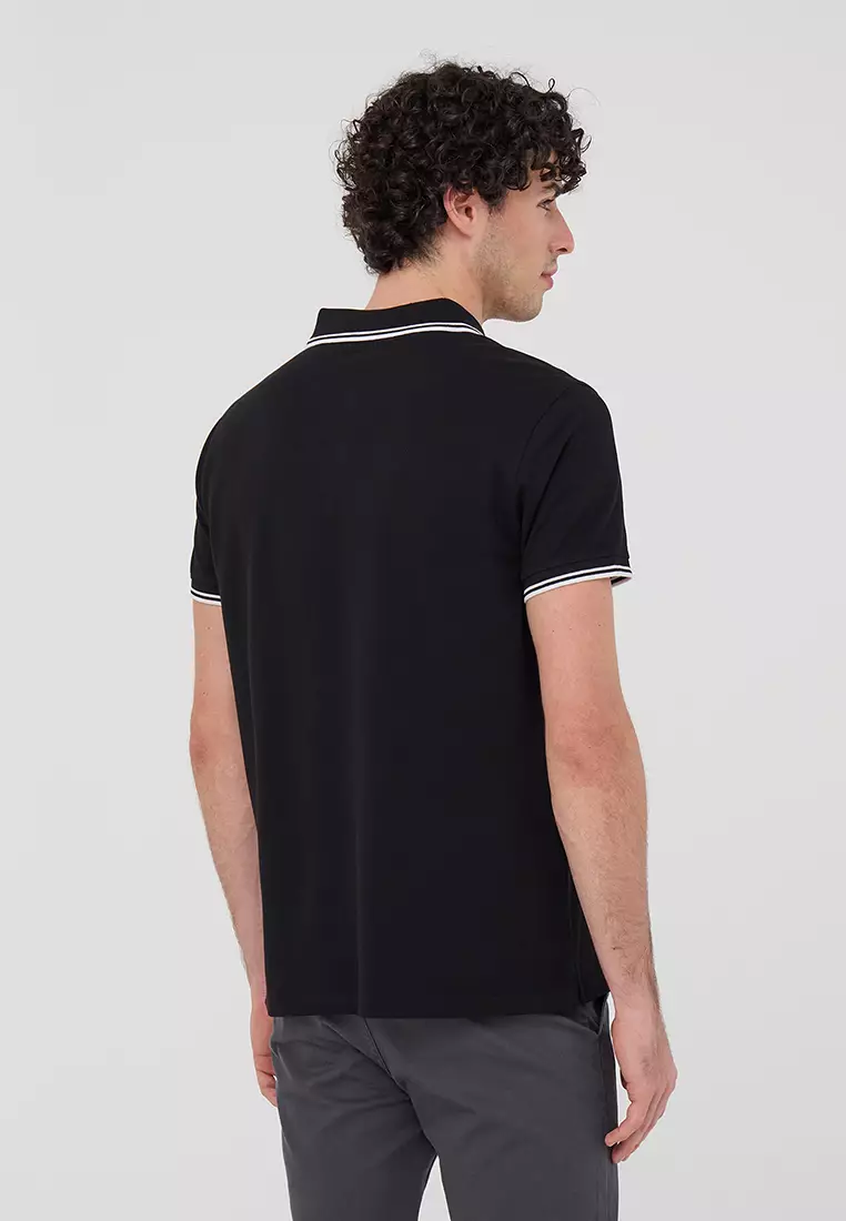 Man Short-Sleeved Polo Shirt