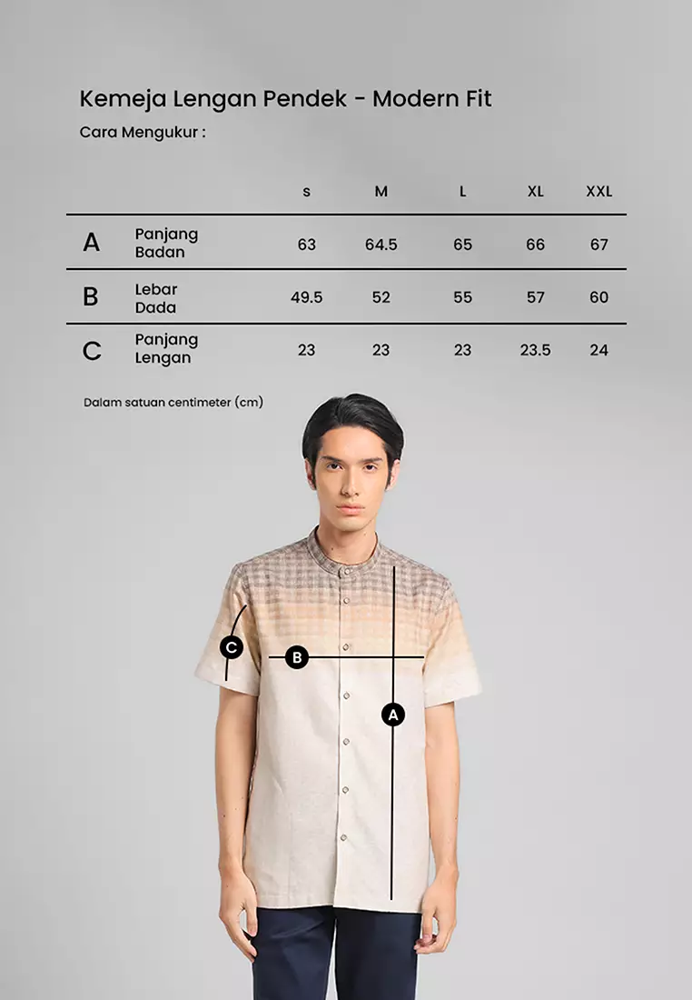 MANZONE X Adipati Dolken - Kemeja Koko Lengan Pendek Pria Sadd Modern Fit - Beige Warna Beige