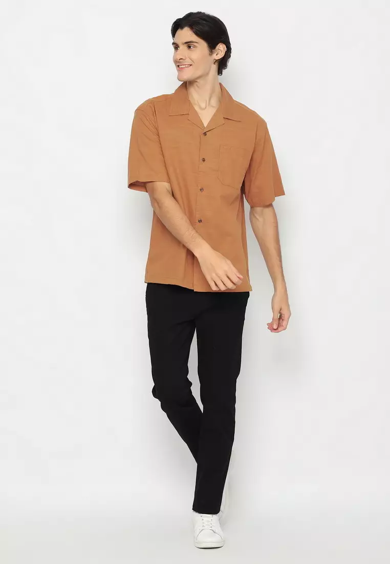 RBJ Kemeja Polos Cotton Slub Krah Hawaii Gold Regular Fit Pria