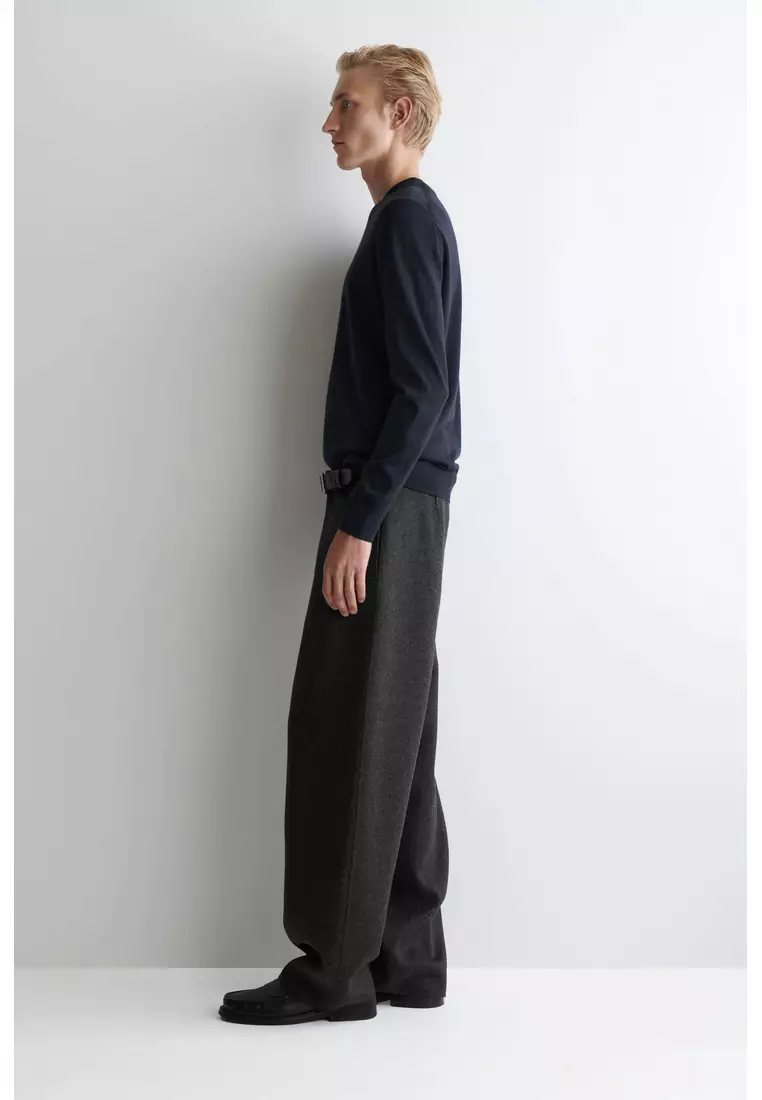 SLIM MERINO WOOL CREW-NECK JUMPER