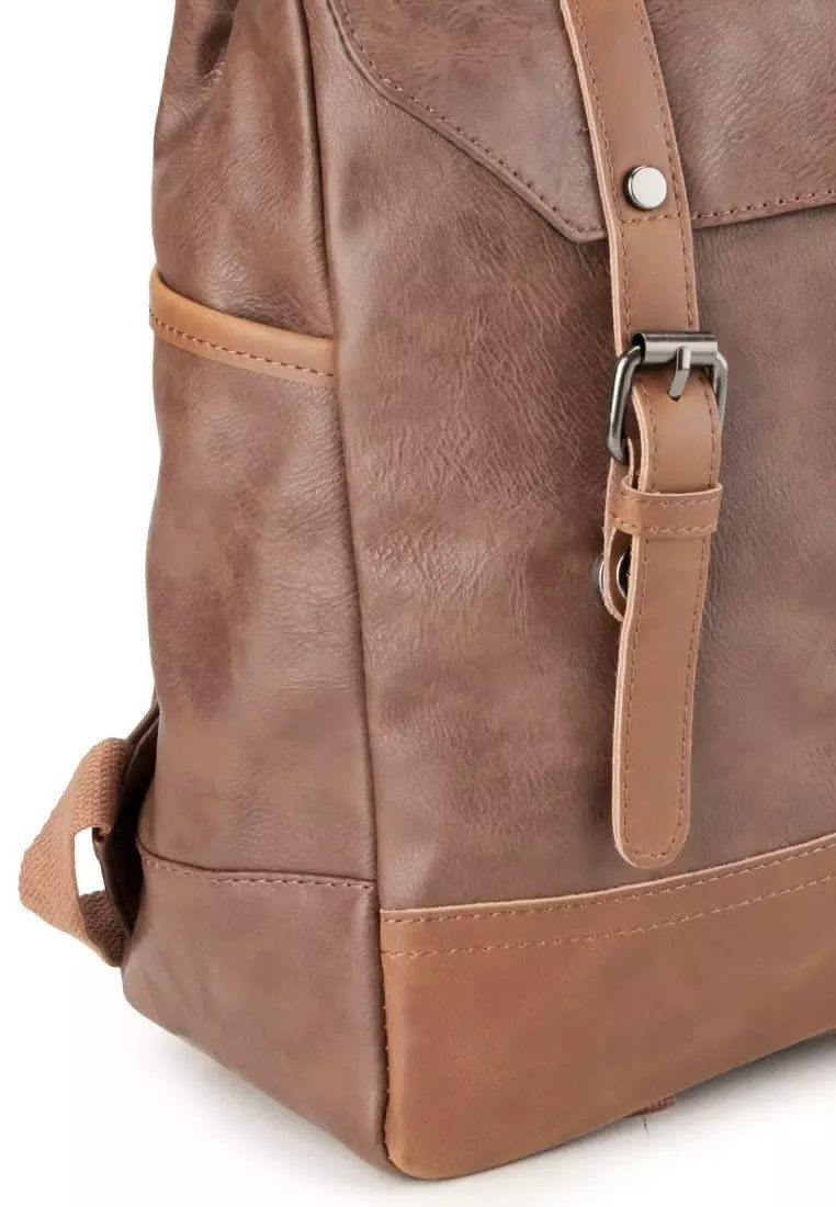 Distressed Leather Nomad Backpack