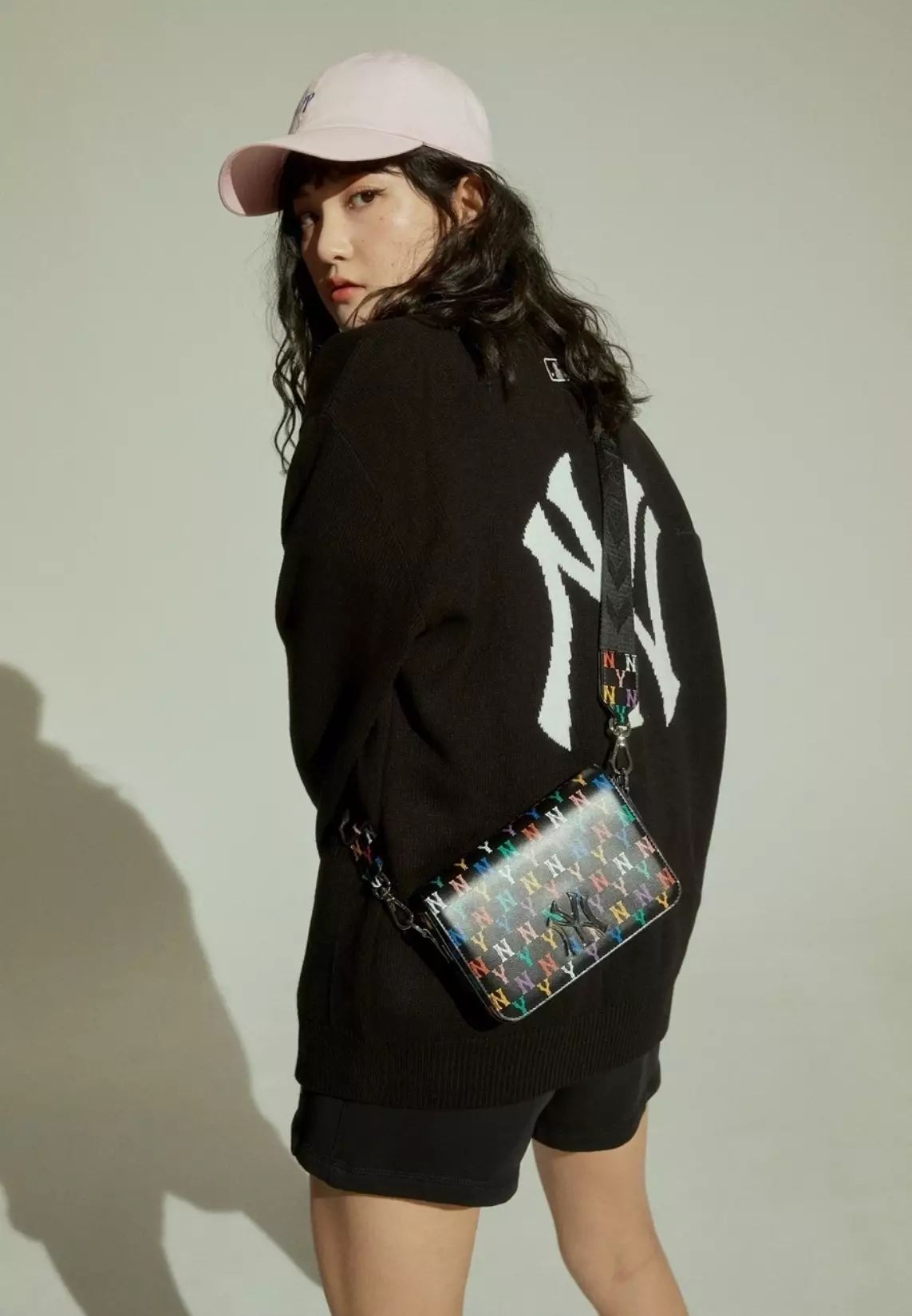 [MLB KOREA] Monogram Rainbow Hoody Bag★人気★ MLB KOREA] Monogram Rainbow Hoody Bag☆人気☆ (MLB Korea