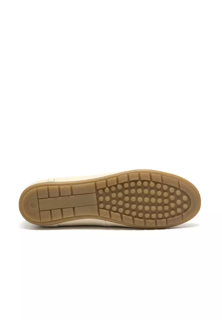 Womens Elliotte Sail Moccasins Cream Leather - Wide Fit