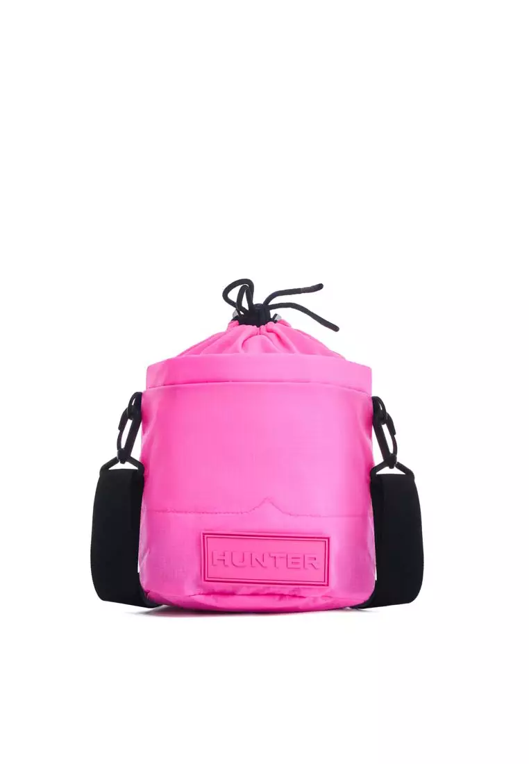 バッグ・カバンその他 HUNTER UNISEX Travel Ripstop Bucket Bag Highlighter Pink UBX HUNTER TRAVEL RIPSTOP BUCKET Highlighter Pink （ハンター