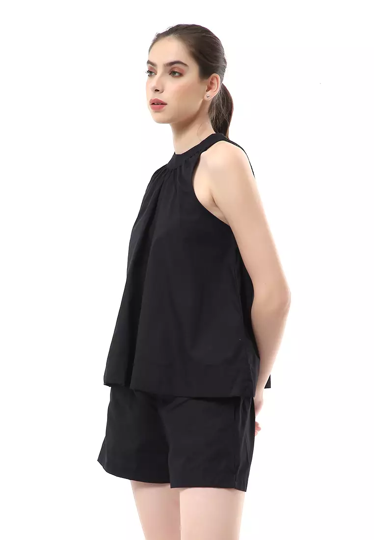 Nayra One Set Setelan Wanita Sleeveless Blouse with Short Pants Plain Motive Material Cotton ORIGINAL - Black