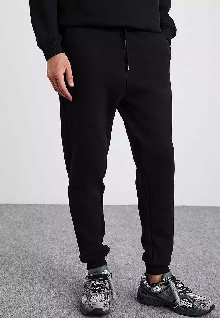 Premium Fabric Raised Elastic Leg Sweatpants