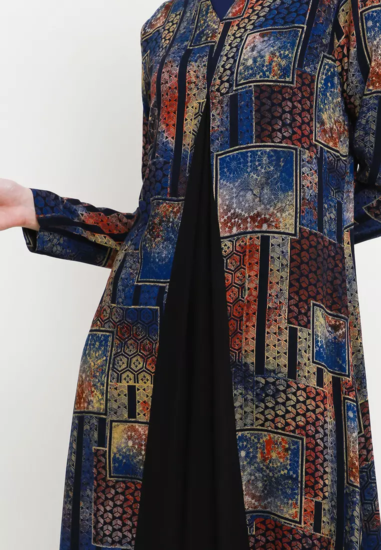Mahira Maxi Dress In Blue Black Print W/ Mask