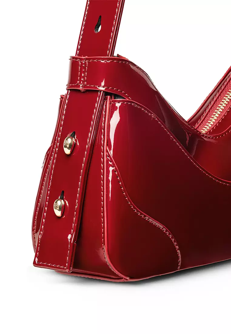 Tanga Bag Patent - Cherry Red