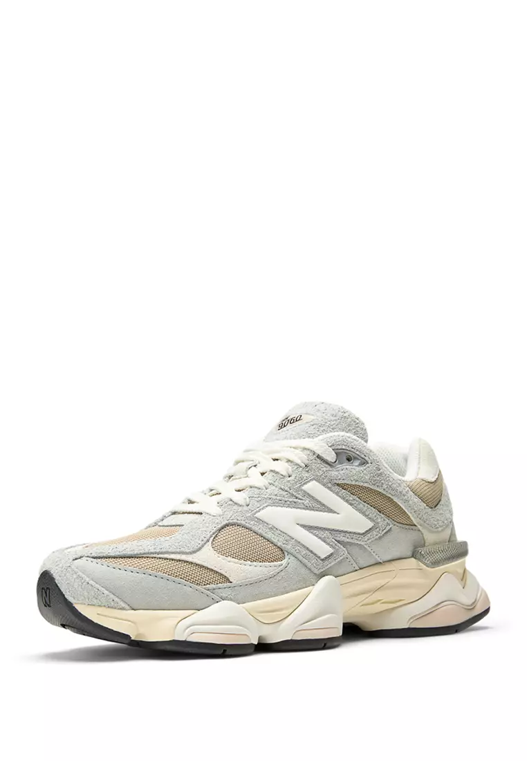 9060 Classic Lifestyle Shoes