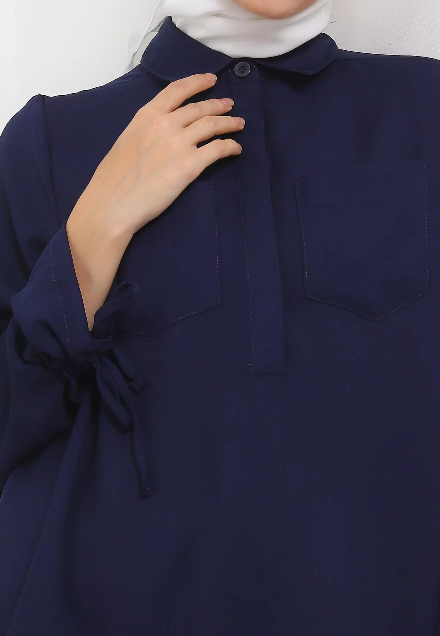MFMW Akifah Atasan Blouse Navy