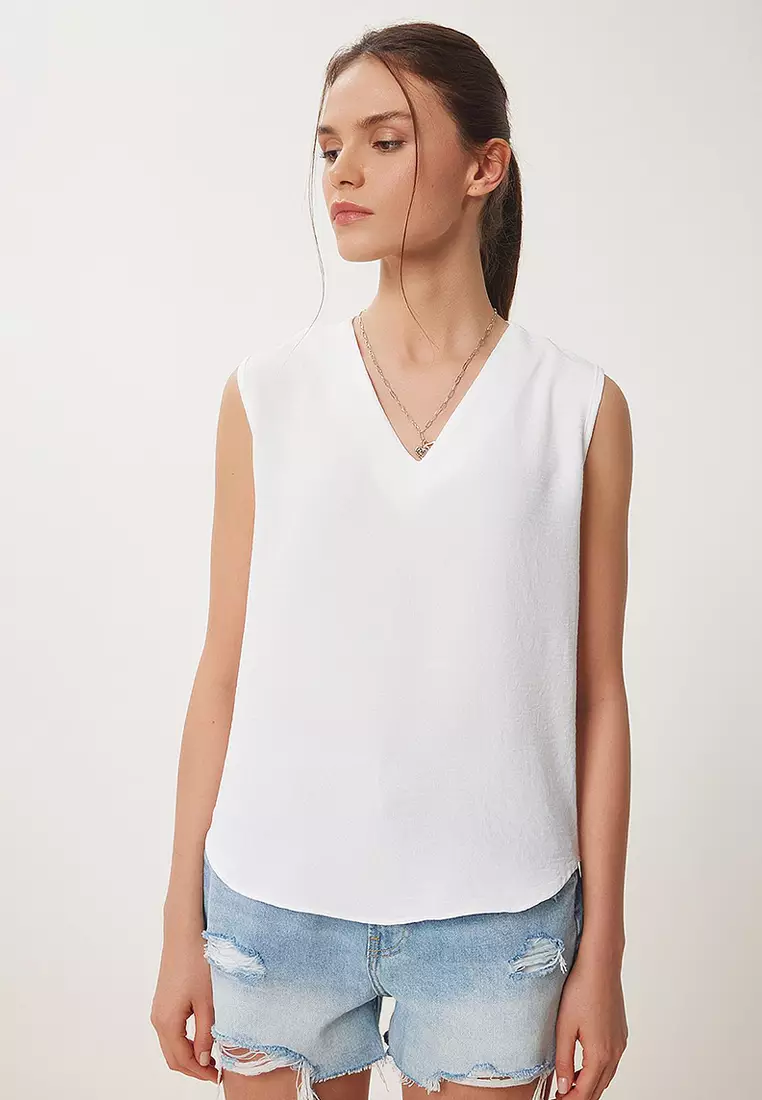 Sleeveless Ayrobin Blouse