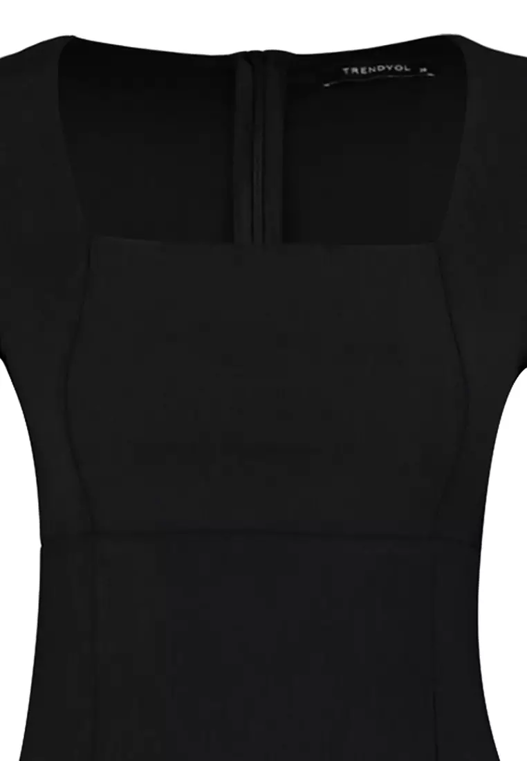 Square Neck 3/4 Sleeves Dress