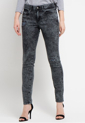 Stokes Skinny Medium Waist Jeans