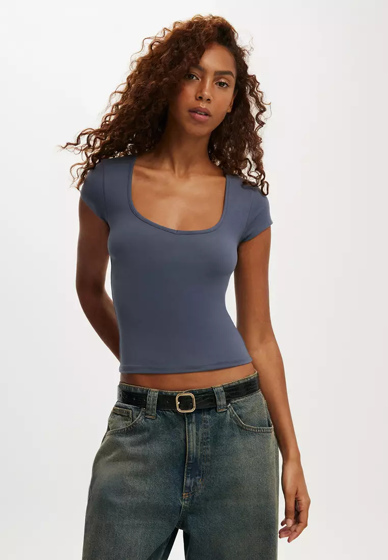 Hold Me Short Sleeves Tee