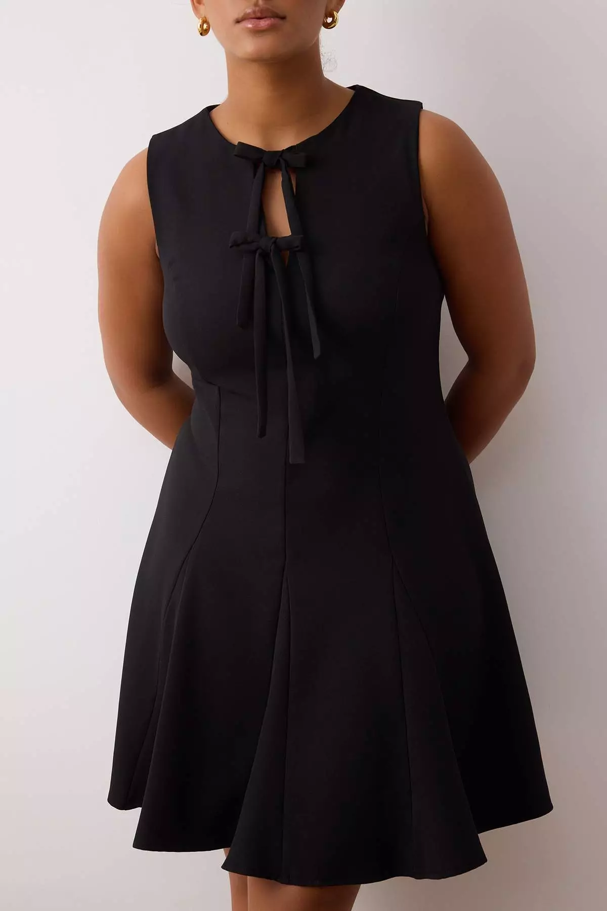 Black Bow A-Line/Waist Cutout Mini Woven Plus Size Dress Tbbaw26Ah00007