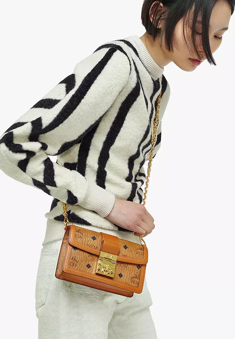 Tracy Crossbody in Visetos