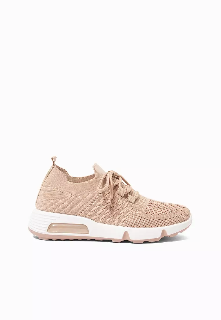 Discount on CLN  shoes - SKU: Grant Lace Up Sneakers