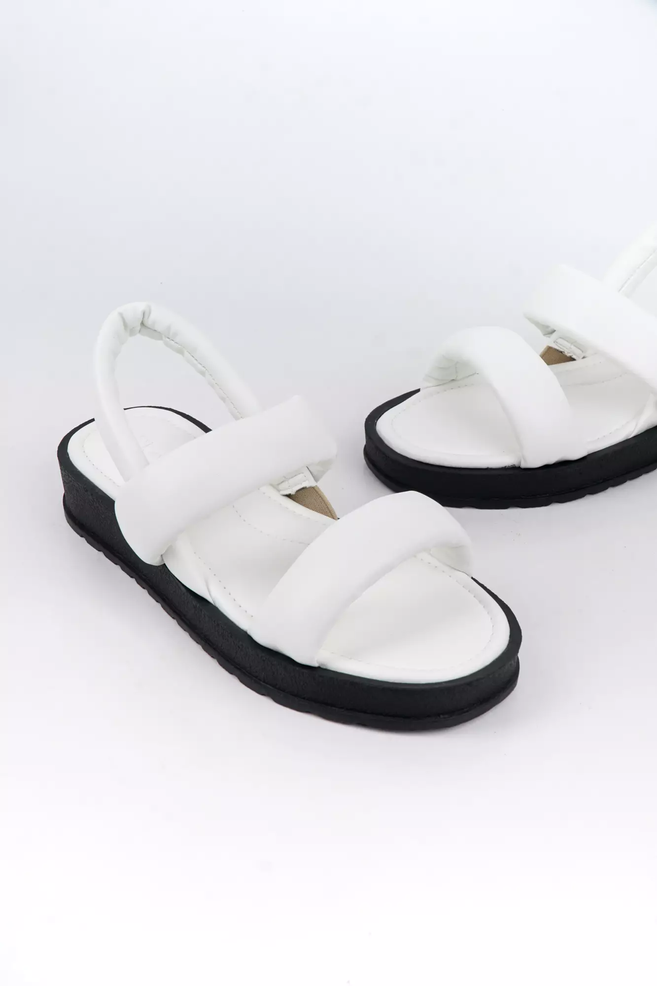 Blow BLNI 0076 Nory Sandal Gunung Slide Platform Wanita Tali Belakang 3cm