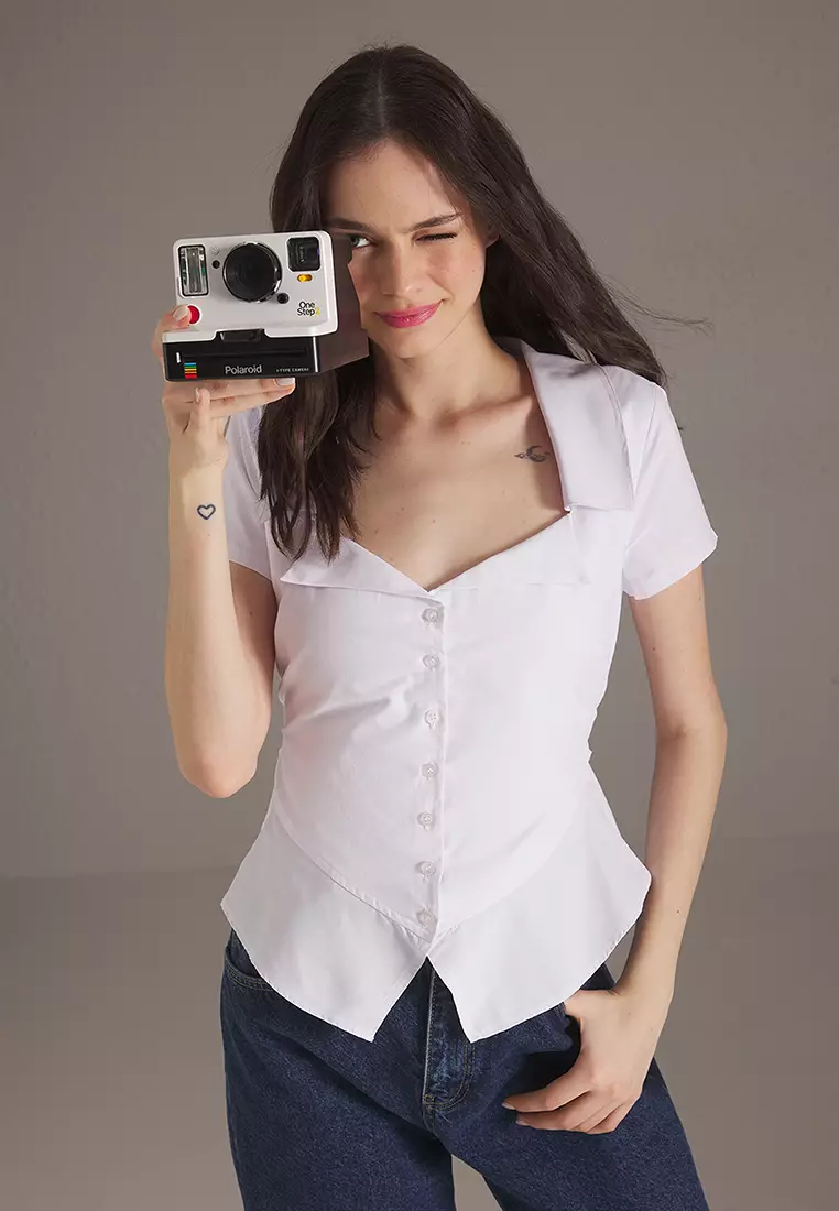 White Collar Detailed Fitted Shirt TWOSS25GO00139