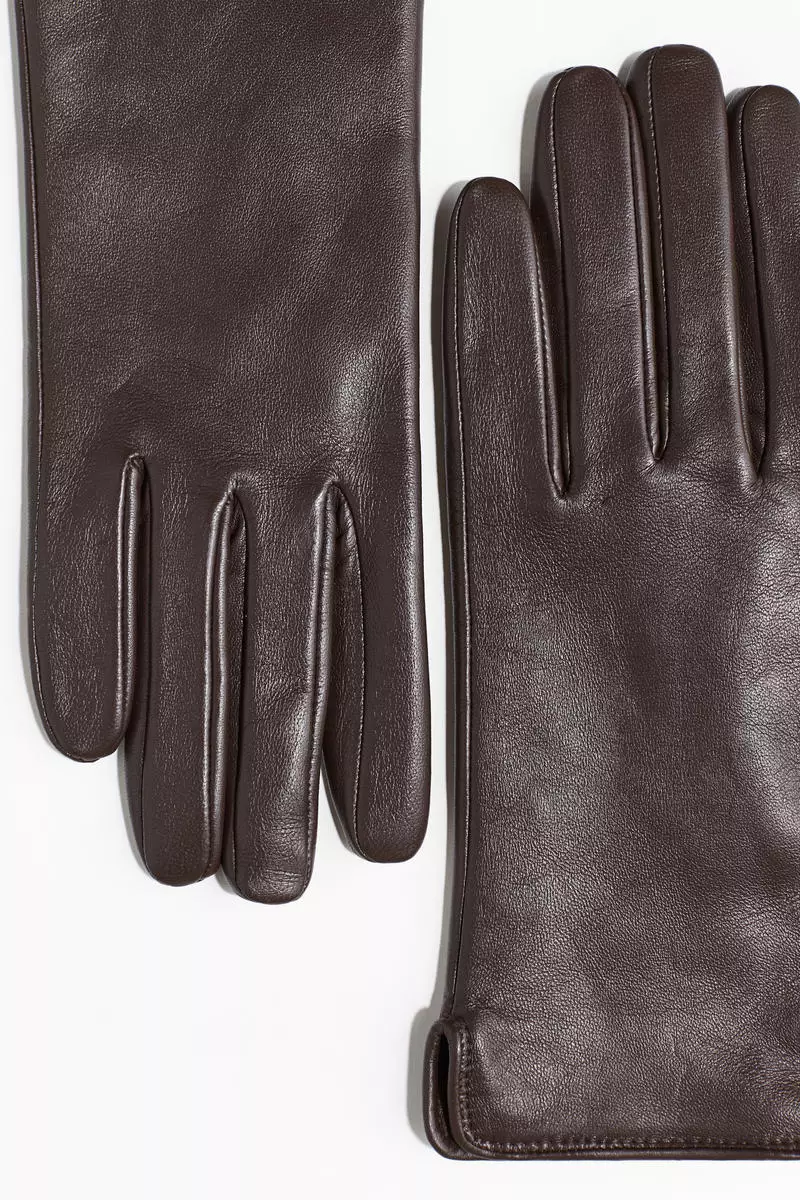 Leather gloves