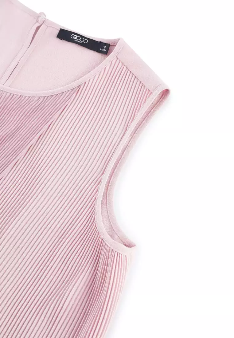 G2000 Sleeveless Gradient Pleat Puff Shoulder Blouse
