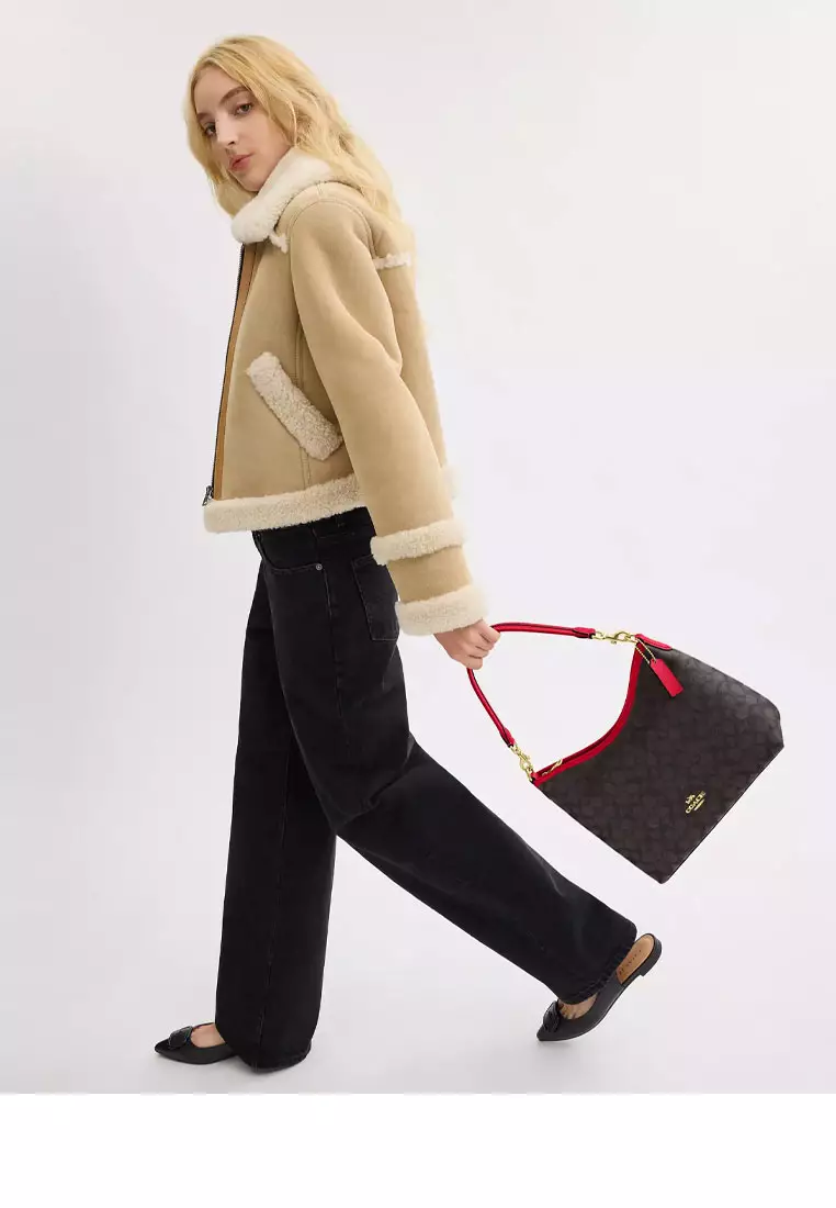 Laurel Shoulder Bag In Signature Canvas
