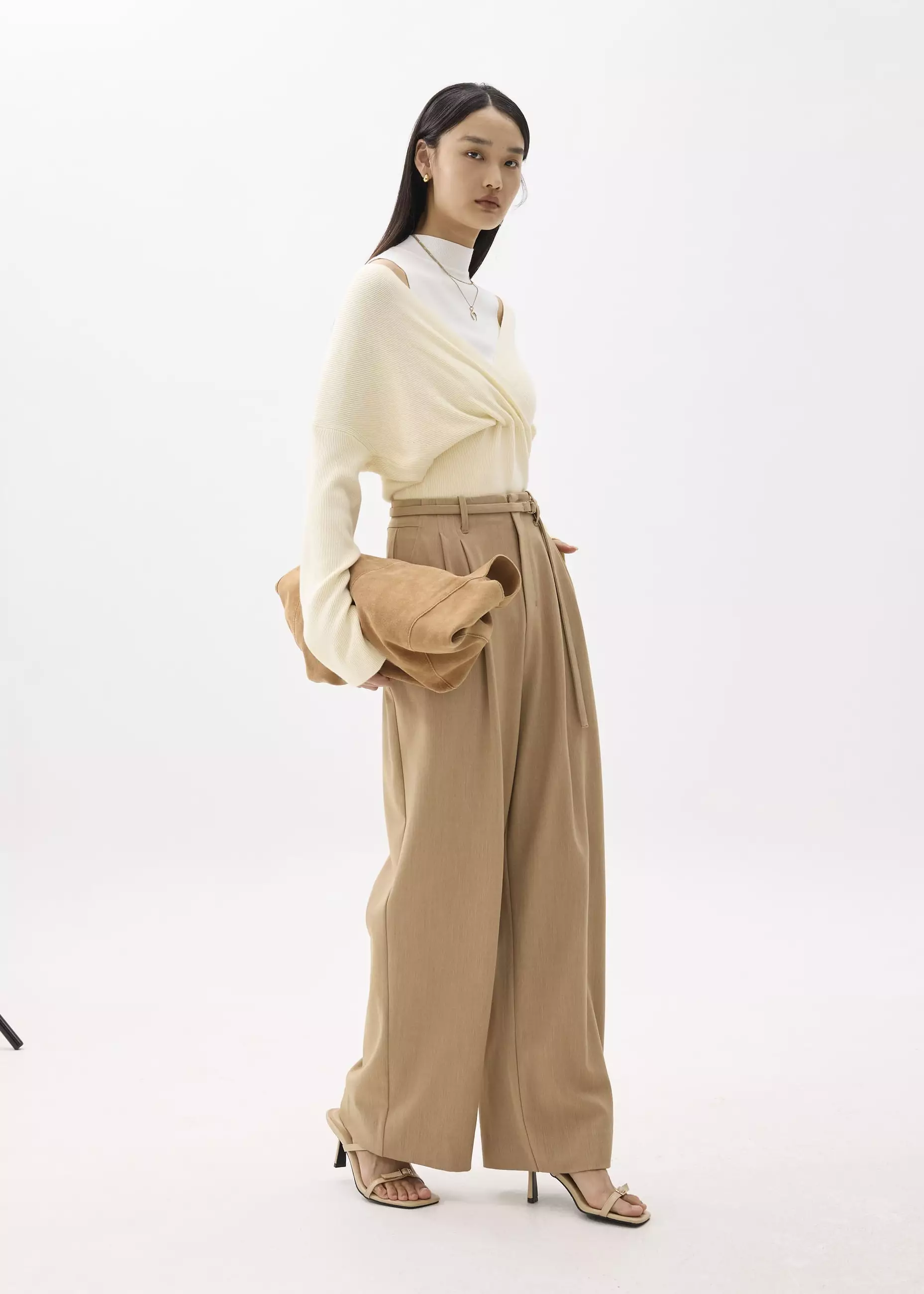 Atasan Wanita - Emiko Relaxed Knit V-neck Wrap Top