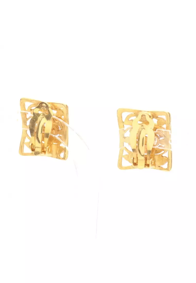 Pre-Loved Chanel coco mark earrings GP gold 95A