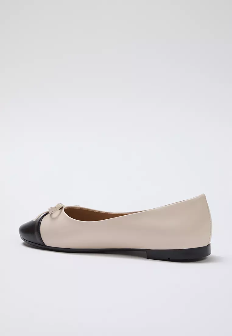 Beige Bow Detailed Color Blocked Almond Toe Women's Ballerinas Takss25Be00000
