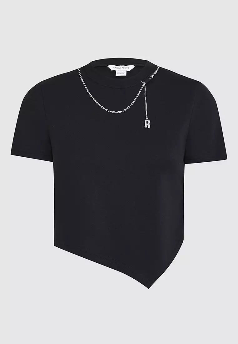 Asymmetric Hem T-Shirt With Chain