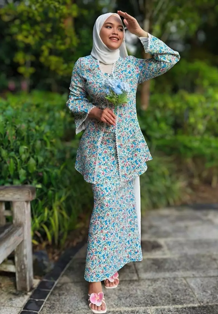 Teal Puff Sleeve Floral Modern Kebaya Kurung Hari Raya