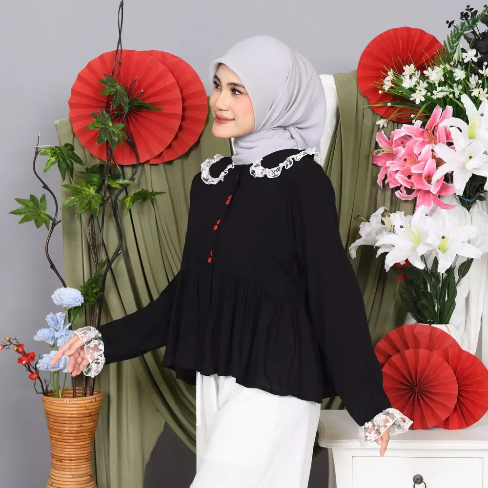 Biyaa Poplin Blouse - Rayon Black M20114 R93S1
