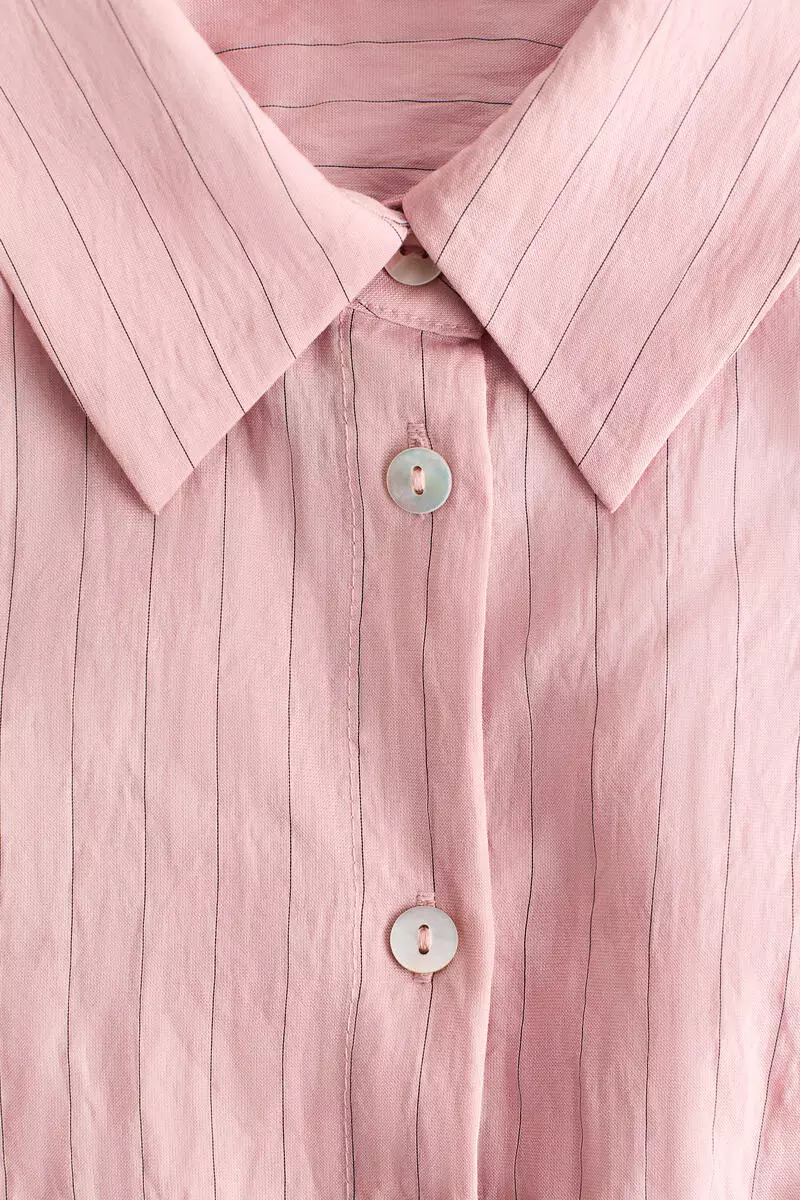 Waisted shirt