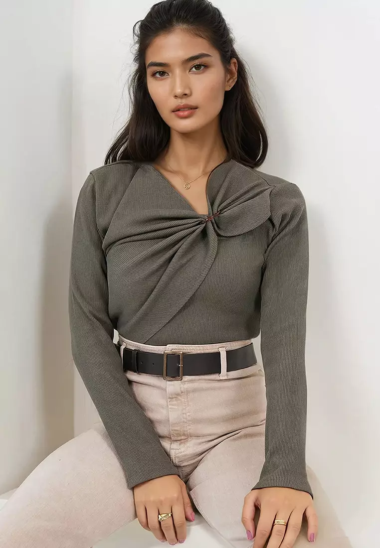 Accessory Detailed Asymmetrical Gathered Blouse