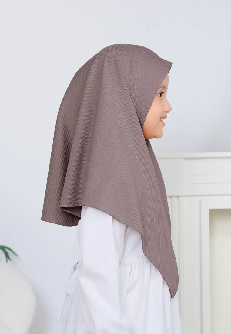 Cotton Bee - Miley Knit Bergo | Hijab Instan Anak - Choco Brownie