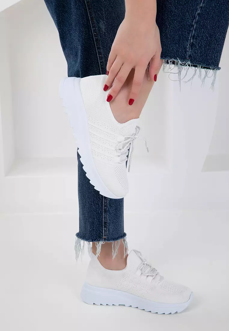 Women's White Sneakers 19118