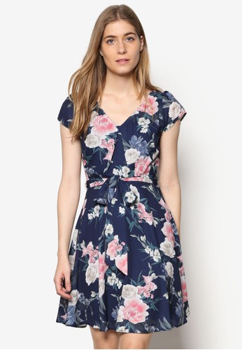 Billie & Blossom Petites: 花esprit outlet 家樂福卉印花蓋袖洋裝, 服飾, 洋裝