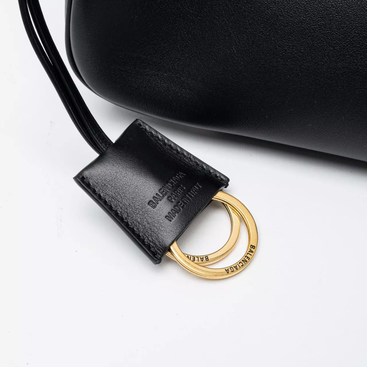 [4.4PRIL KEJUTAN HARGA] Bel Air Small Shoulder Bag Black